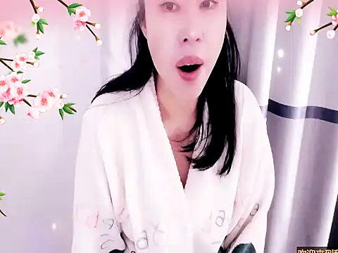 xiaoxuer online show from 01.10.25