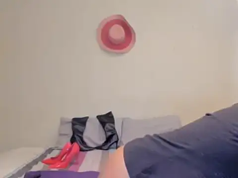 Snapshot of AfricanSquirtingQueen chatting on 06.17.26 AfricanSquirtingQueen online show from 06.17.26