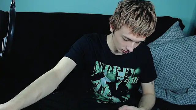 axxxturel online show from 01.05.25