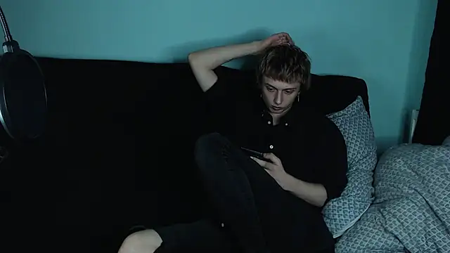 axxxturel online show from 01.25.25