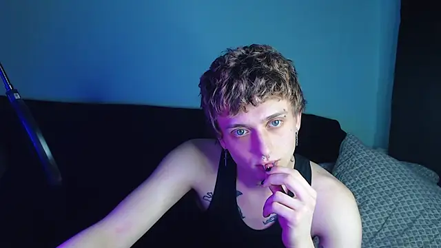 axxxturel online show from 02.17.25