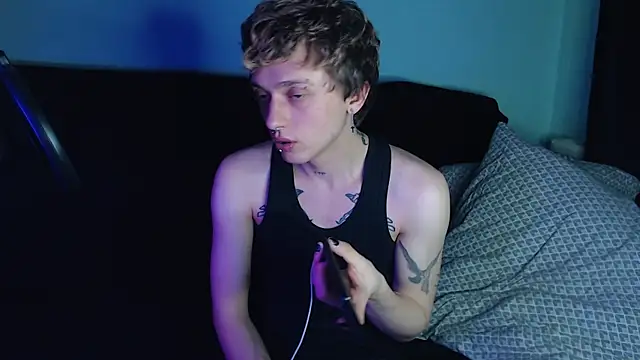 axxxturel online show from 02.18.25