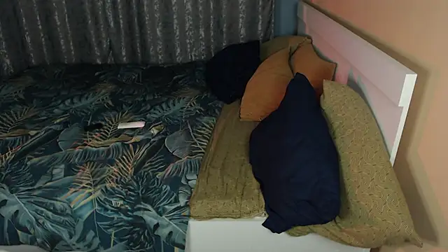 axxxturel online show from 09.14.25