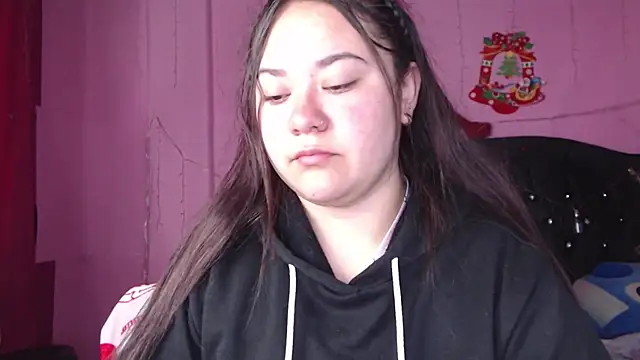 NikkiRous  online show from 03.07.25