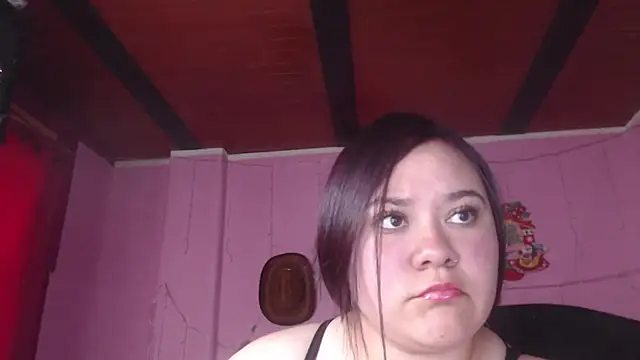 NikkiRous  online show from 03.10.25