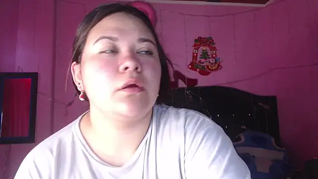 NikkiRous  online show from 09.15.25