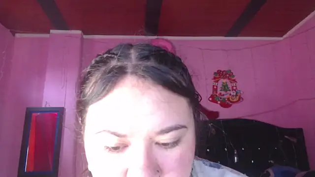 NikkiRous  online show from 09.19.25