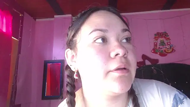 NikkiRous  online show from 09.20.25