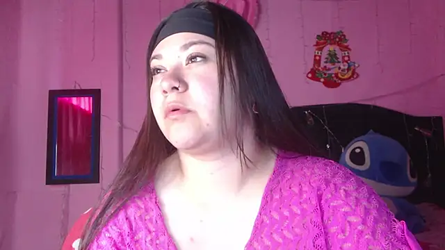 NikkiRous  online show from 10.07.25