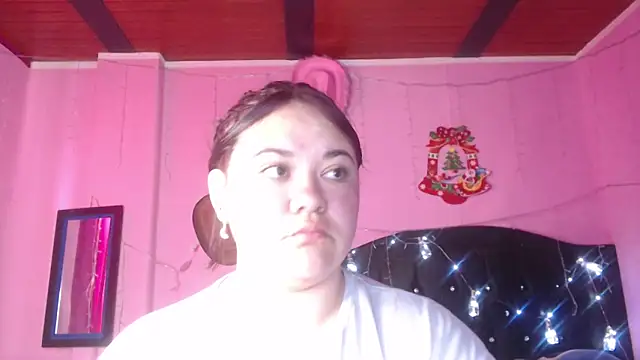 NikkiRous  online show from 11.14.25