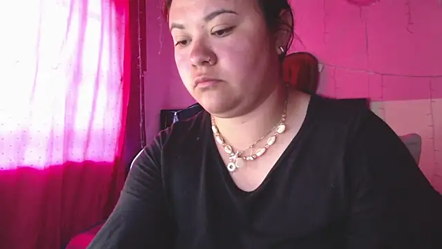 NikkiRous  online show from 03.22.26