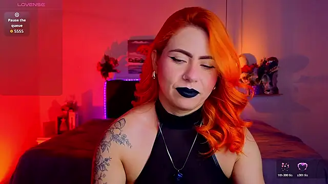 Snapshot of Dulce_charlottee chatting on 10.26.25 Dulce charlottee online show from 10.26.25