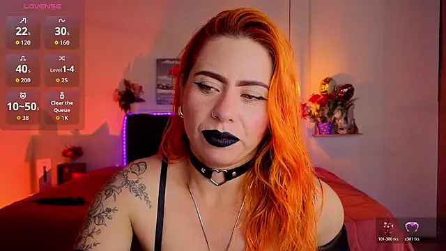 Snapshot of Dulce_charlottee chatting on 11.02.25 Dulce charlottee online show from 11.02.25