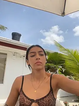 Snapshot of Ema_azel chatting on 01.14.25 Ema azel online show from 01.14.25