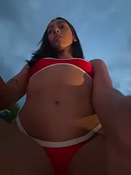 Snapshot of Ema_azel chatting on 03.01.25 Ema azel online show from 03.01.25