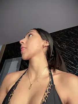 Ema azel online show from 11.22.25