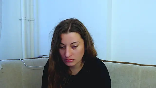 Helen Adams  online show from 01.10.25