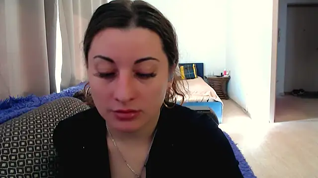 Snapshot of Helen_Adams_ chatting on 05.12.26 Helen Adams online show from 05.12.26