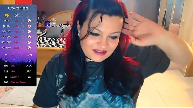 Ariellefoxy online show from 12.23.24