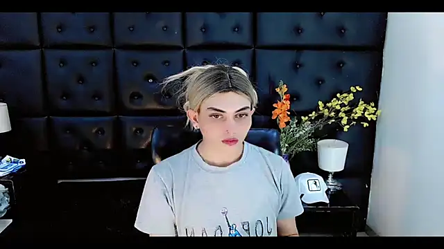 Snapshot of Daniela_Pink_ chatting on 02.13.26 Daniela Pink online show from 02.13.26