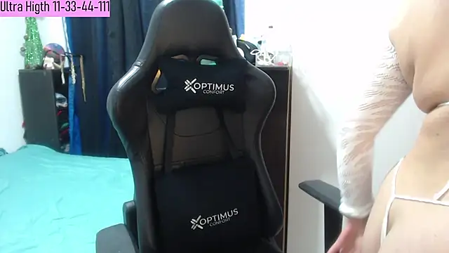 Snapshot of Marcssss_ chatting on 01.22.25 Marcssss  online show from 01.22.25