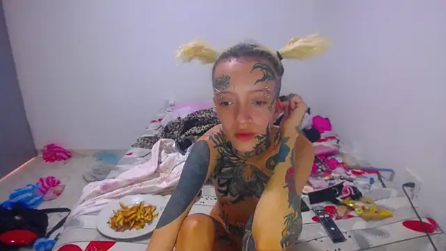 Snapshot of barbara_anal_squirt_ chatting on 04.21.26 barbara anal squirt online show from 04.21.26