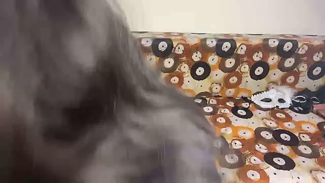 Snapshot of shuhana_ chatting on 05.08.26 shuhana online show from 05.08.26