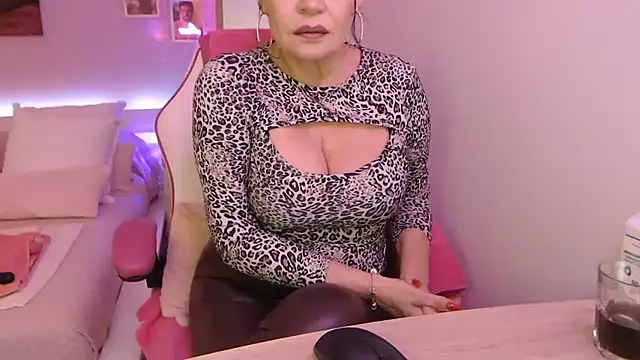 aubade246 online show from 03.20.25