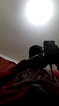 Gifttheskimaskboy online show from 03.15.25