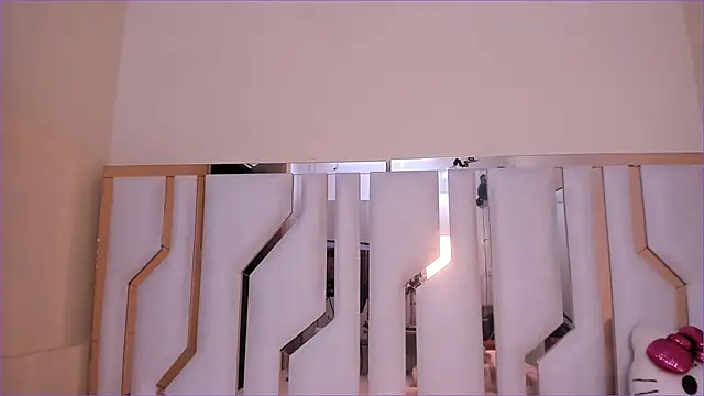 TifanyChill online show from 11.12.25