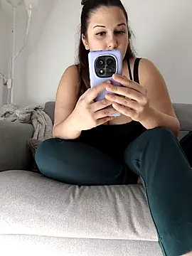 Snapshot of minette-sexy chatting on 02.23.25 minette-sexy online show from 02.23.25