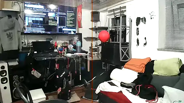 Snapshot of lukasdie chatting on 05.19.26 lukasdie online show from 05.19.26