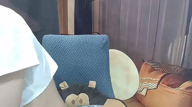 KaleAnisa online show from 02.11.25