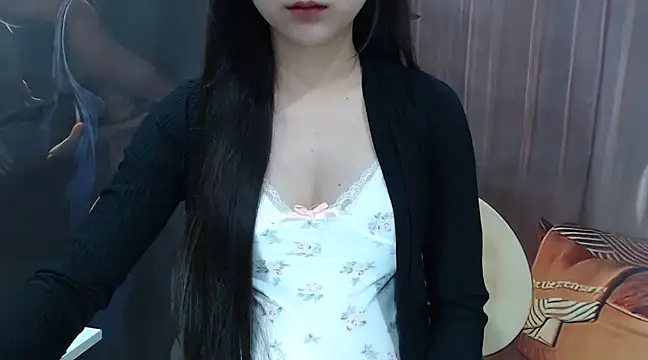 KaleAnisa online show from 02.19.25