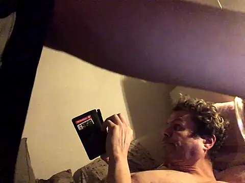 Snapshot of Kiss_me2507 chatting on 12.06.24 Kiss me2507 online show from 12.06.24