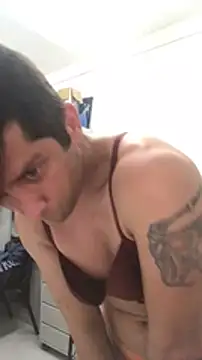 Snapshot of Kiss_me2507 chatting on 12.14.24 Kiss me2507 online show from 12.14.24