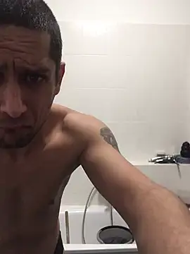 Snapshot of Kiss_me2507 chatting on 01.12.25 Kiss me2507 online show from 01.12.25