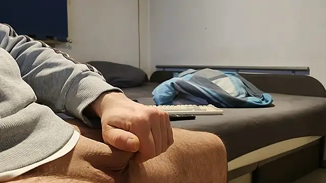 Alphapimmelchen online show from 02.18.25