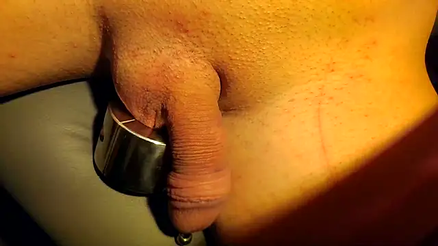 Snapshot of TheHardone_29 chatting on 10.09.25 TheHardone 29 online show from 10.09.25