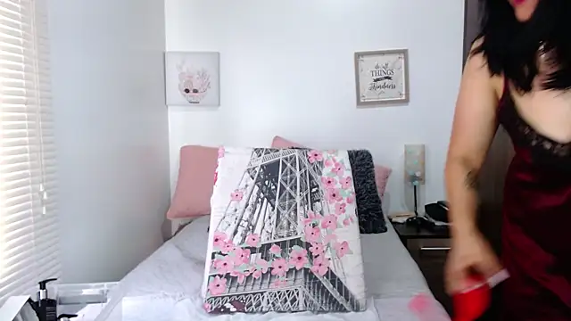 Maira B online show from 02.08.26