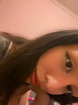 Snapshot of plantitasuwu chatting on 01.19.25 plantitasuwu online show from 01.19.25