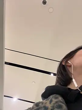 Snapshot of BabeRainbow chatting on 12.16.24 BabeRainbow online show from 12.16.24