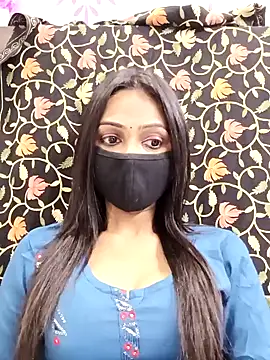 Yours-Bebo online show from 02.18.25