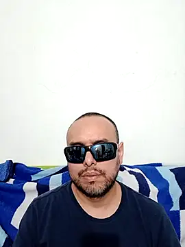 Snapshot of ElSunEagle chatting on 05.23.26 ElSunEagle online show from 05.23.26