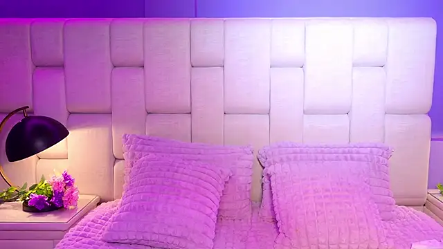 ZendayaGrey online show from 12.19.25