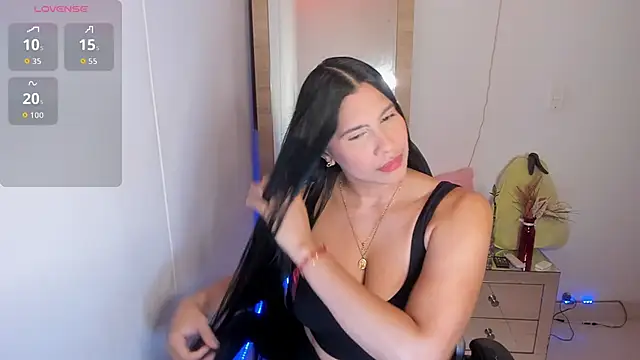 Snapshot of hellensexy chatting on 05.30.26 hellensexy online show from 05.30.26