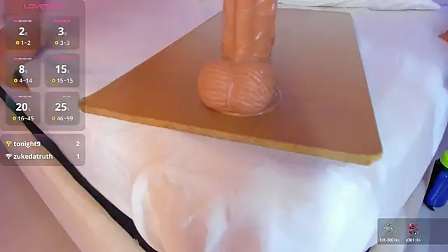 megan woll online show from 03.01.25