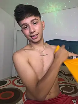 Leonarrrd 01 online show from 12.15.24