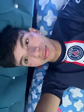 Leonarrrd 01 online show from 03.23.25