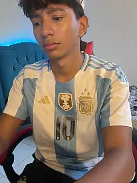 Leonarrrd 01 online show from 02.03.26